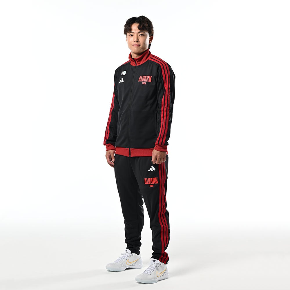 2026-27シーズン「adidas ALVARK オフィシャルウェア」のデザインと